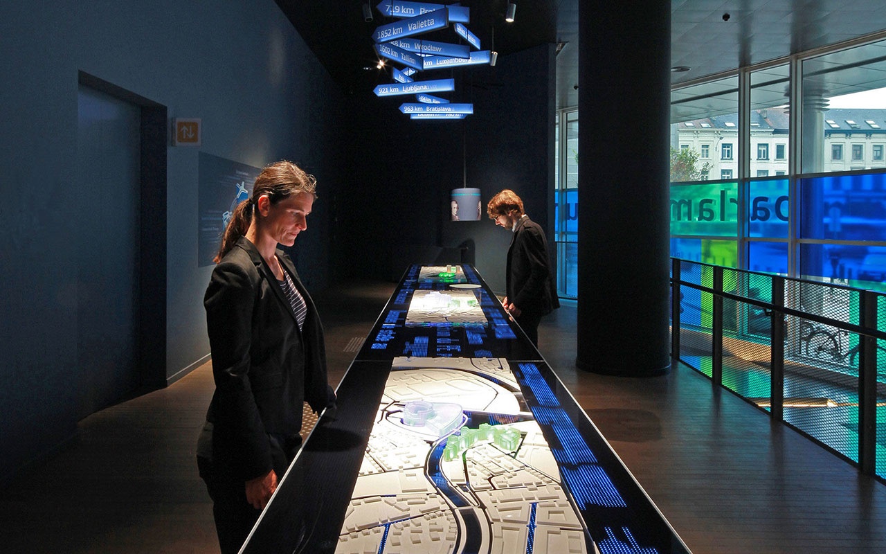 品牌展廳設(shè)計